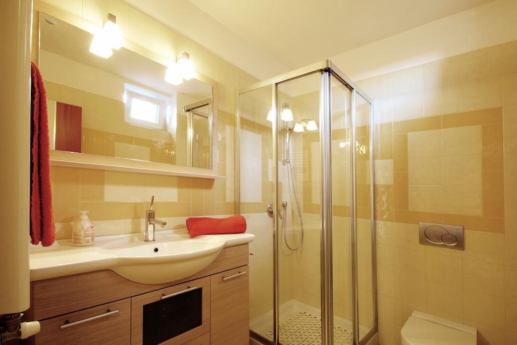 Apartments Rossana Πόρετς Δωμάτιο φωτογραφία